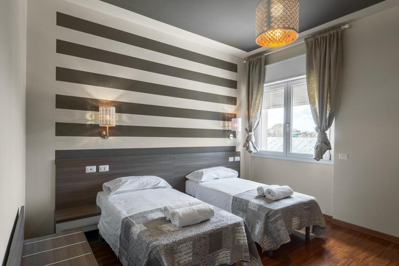 Hotel San Giorgio Le Colline San Colombano al Lambro エクステリア 写真
